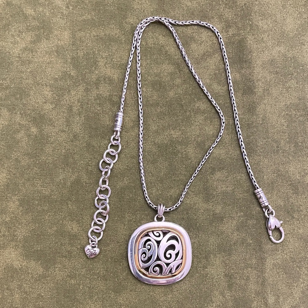 Brighton Spin Master reversible necklace.